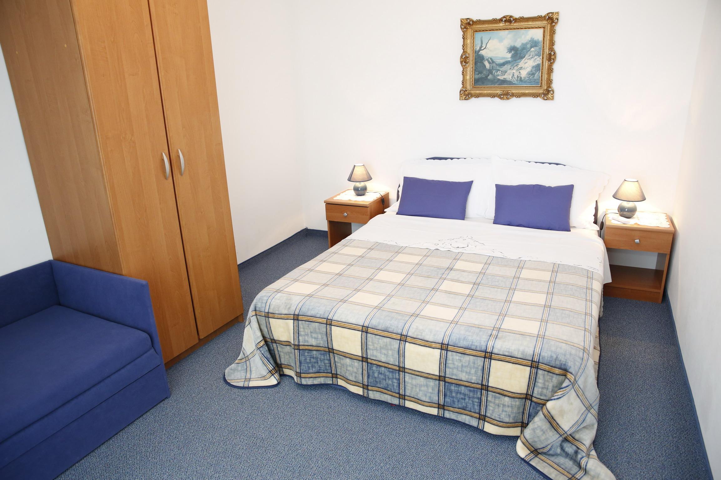 vodice-jukic_apartment-5_bedroom-blue