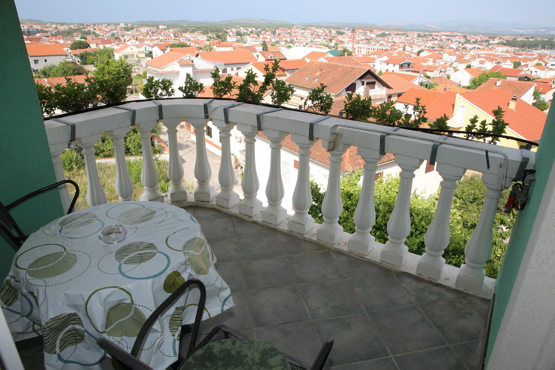 vodice-jukic_apartment-6_balcony